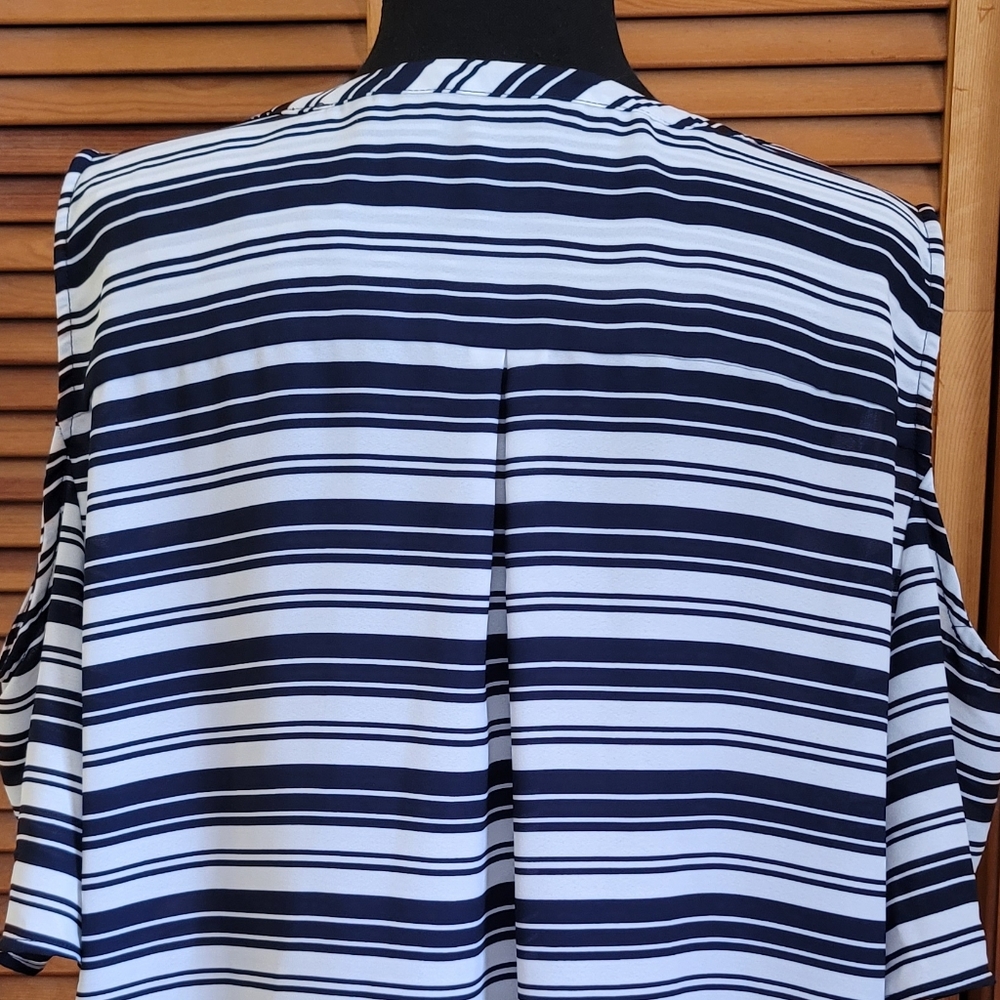 NWT Soho Jeans Cold Shoulder Blouse Size XXL - Picture 9 of 13